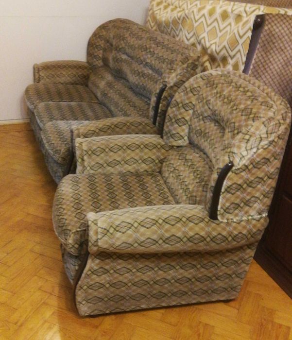 Conjunto de 2 Sofás Individuais + 1 Sofá-cama