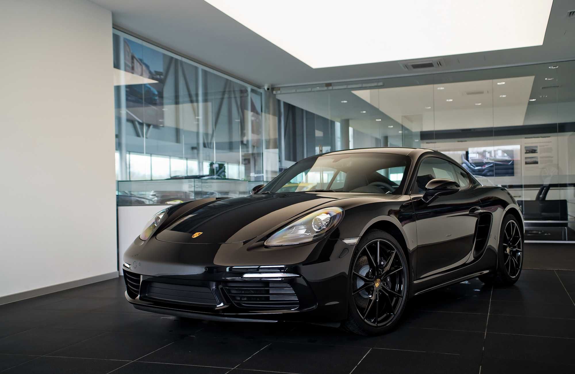 Porsche Cayman 718 PDK wynajem najem Rs3 Mustang GT BMW i4m50