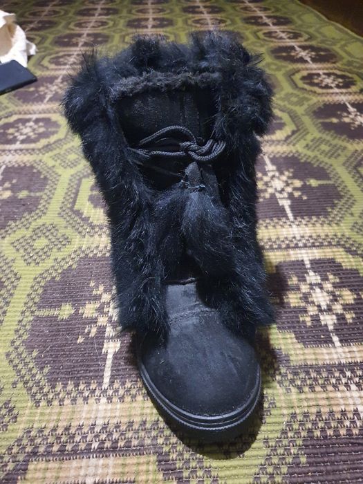 Ботінки з натуральним мехом