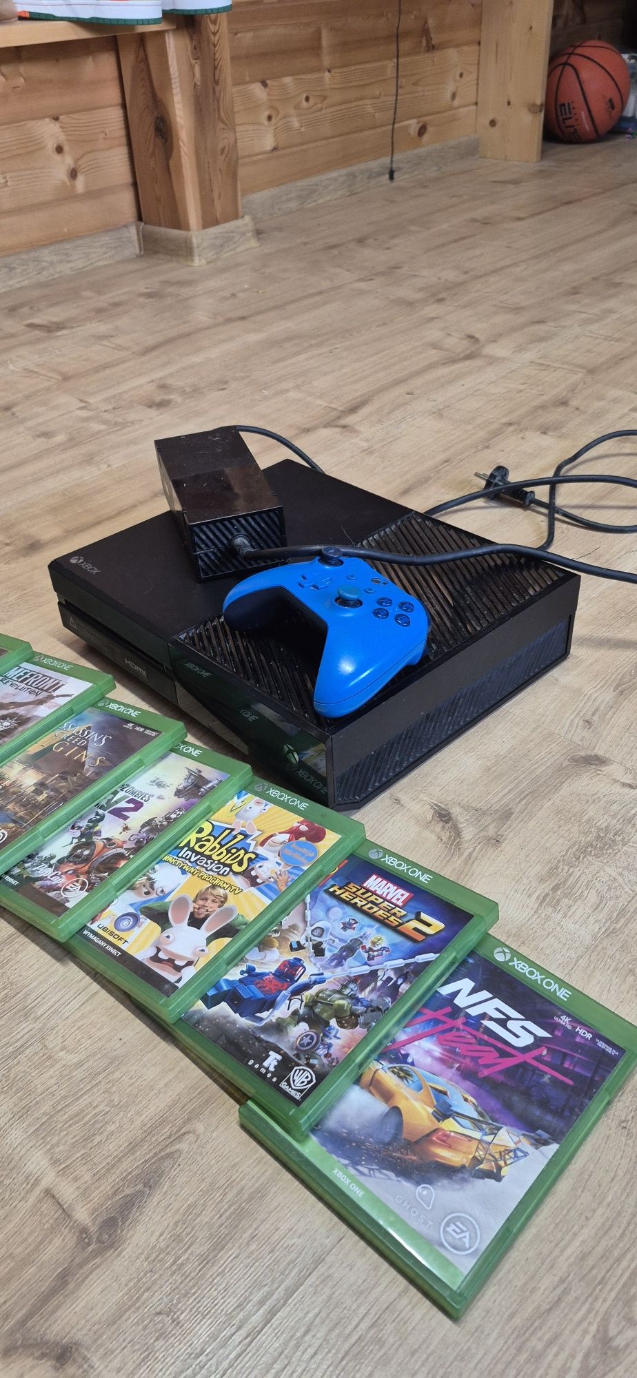 Xbox one (+10 gier)