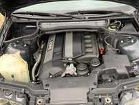 BMW 320 6 cilindros gasolina rigorosamente nova