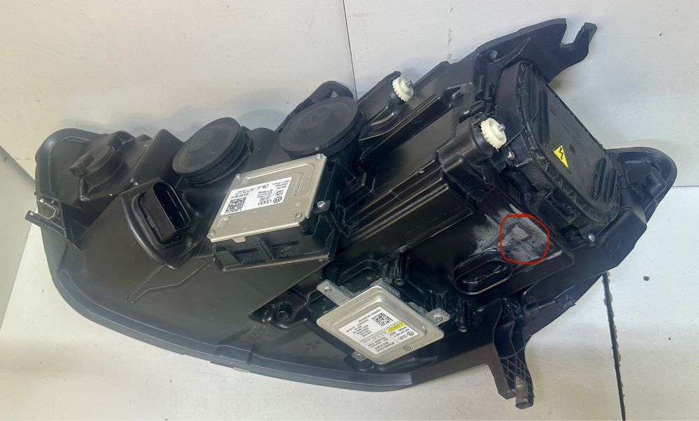 Фара правая Audi A6 C7 USA xenon 2013 2014 2015 2016 год 4G0941006E