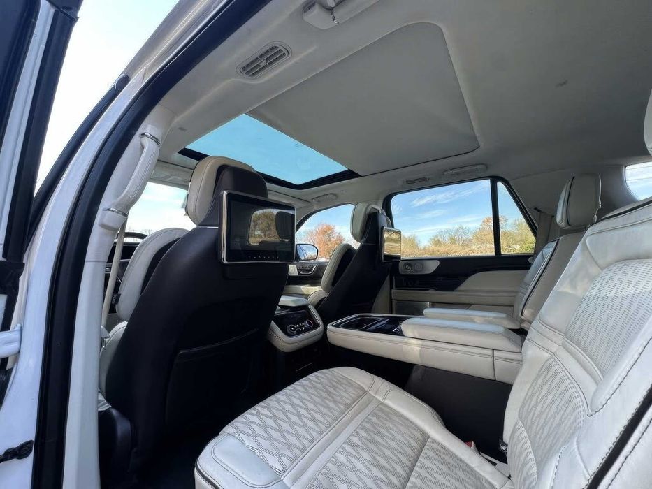 Lincoln Navigator Black Label      2018