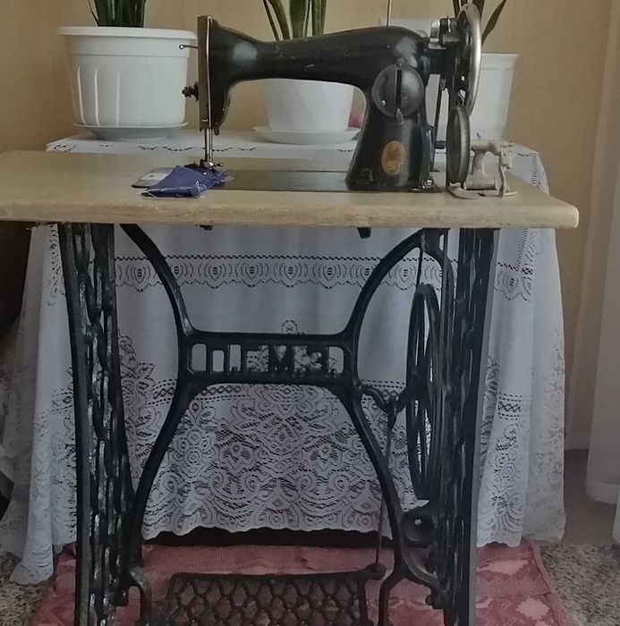 Швейна машинка ПГМЗ