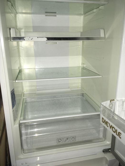 Lodówka Samsung z zamrażalnikiem dolnym Biała