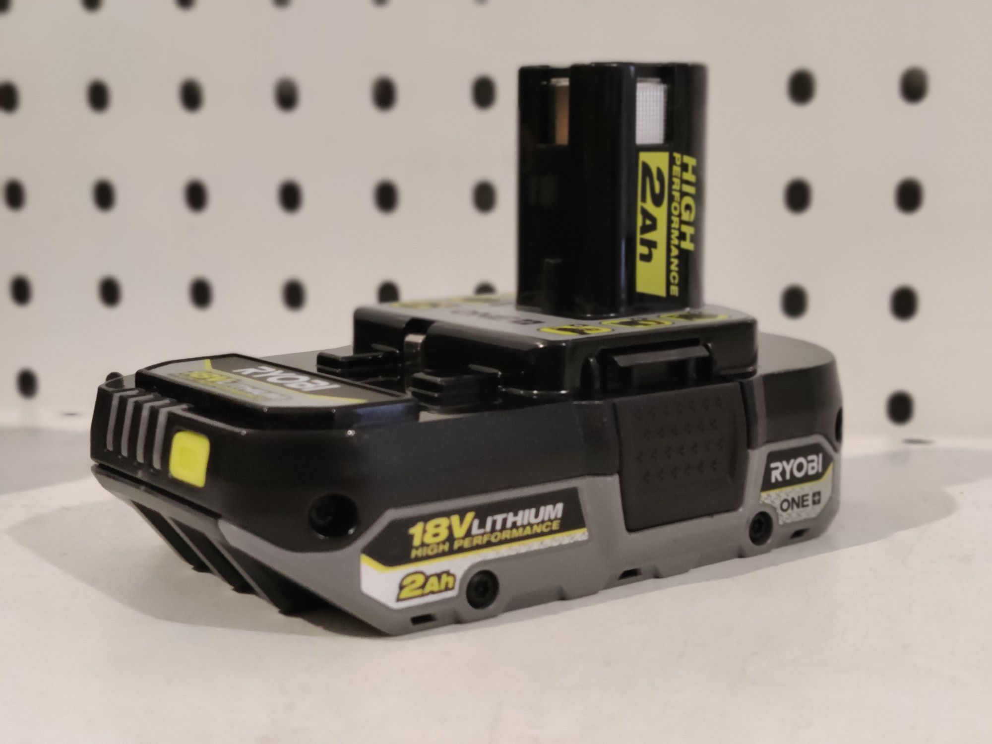 Ryobi One+ 18V lithium акумулятор 2/4/6 ah Оригінал США