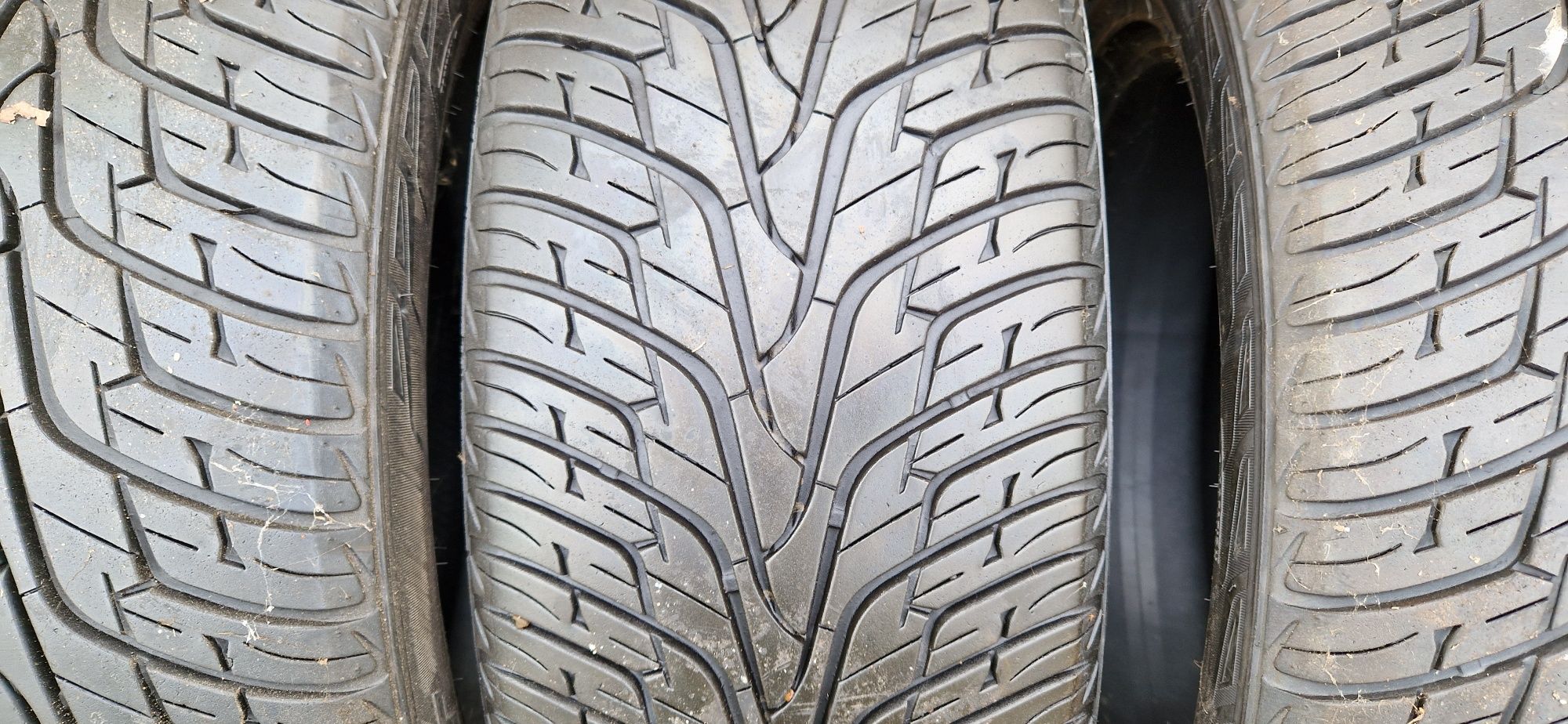 Komplet opon całorocznych 255/50R19  Hankook