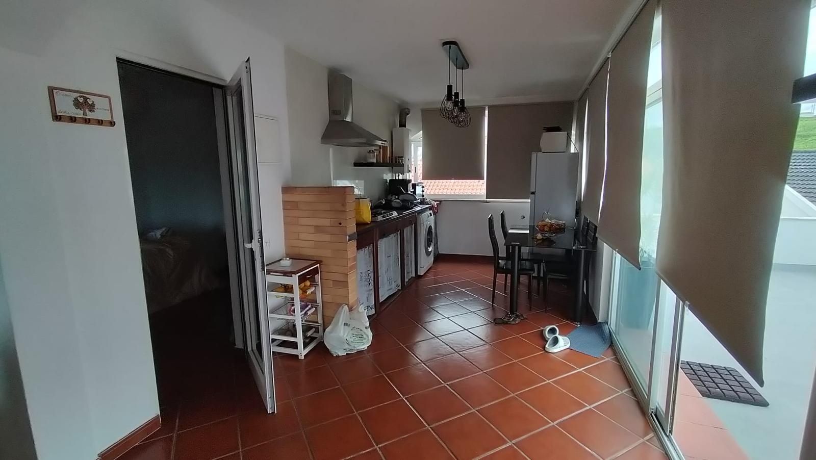 Apartamento T1 com Terraço Envolvente.
