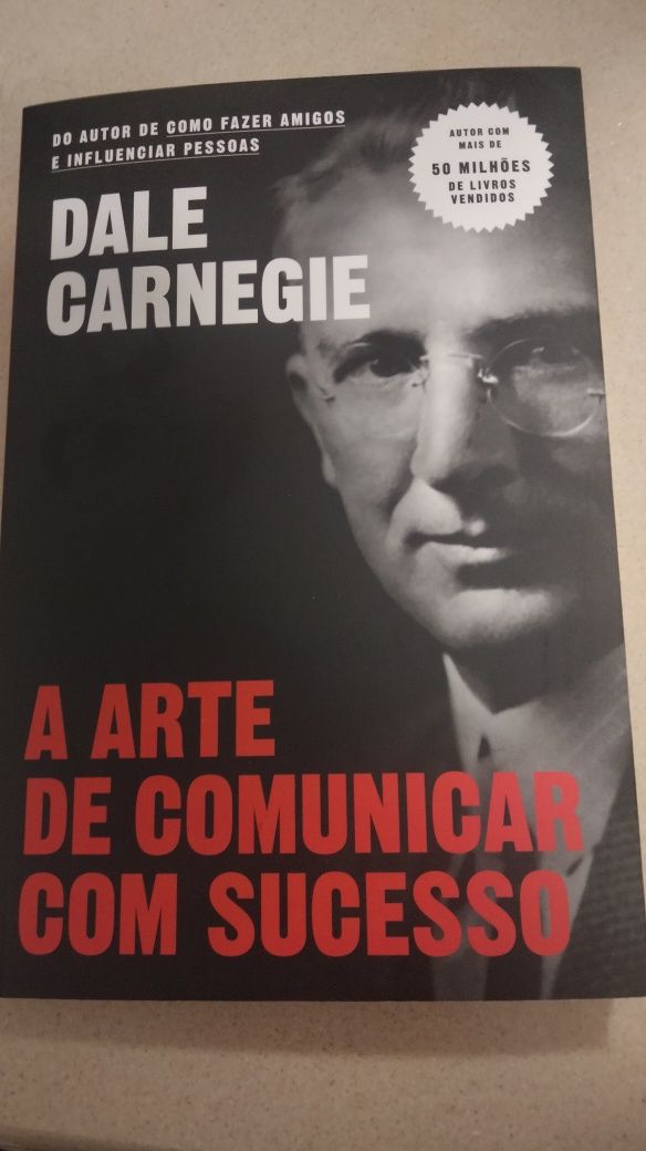 O livro " a arte de comunicar com sucesso"
