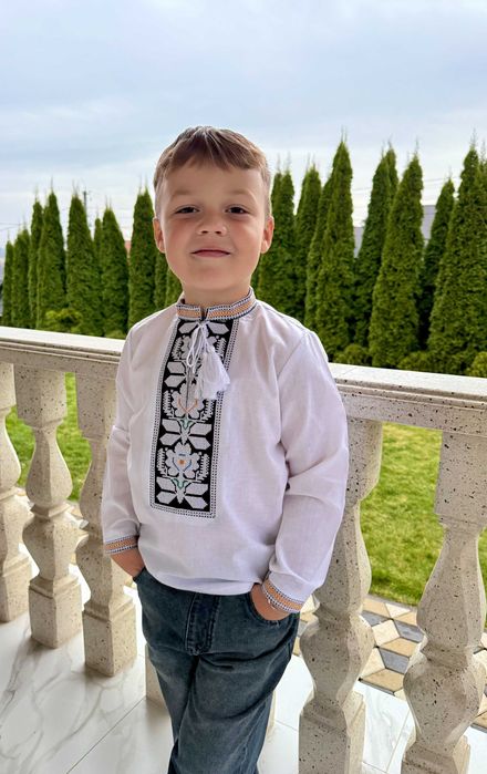 Борщівська дитяча вишиванка