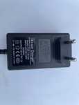Ładowarka do akumulatorów litowych Li-on 12 V  1 A