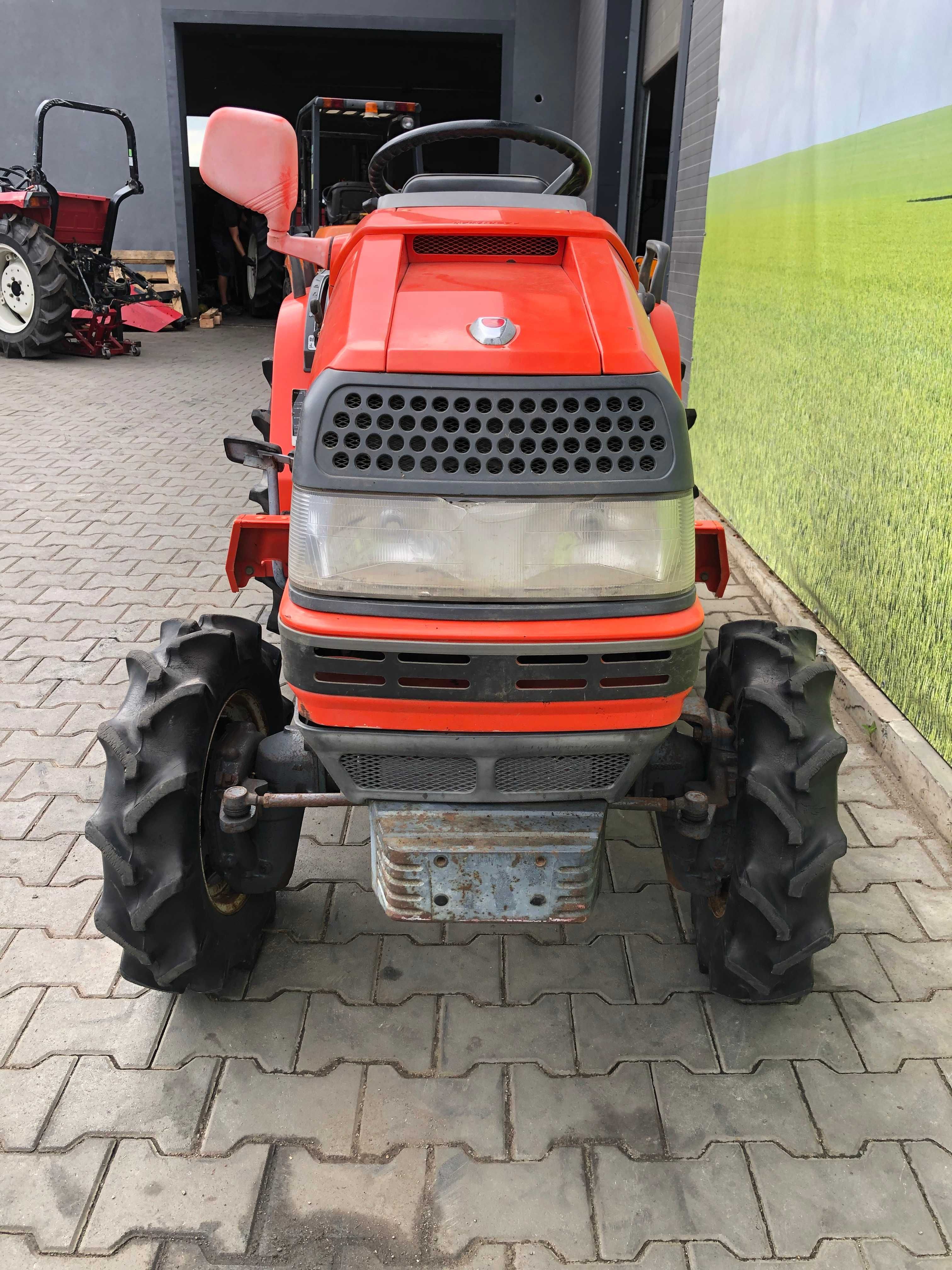 Traktorek Kubota Aste A155