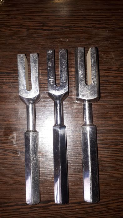 Камертон музыкальные