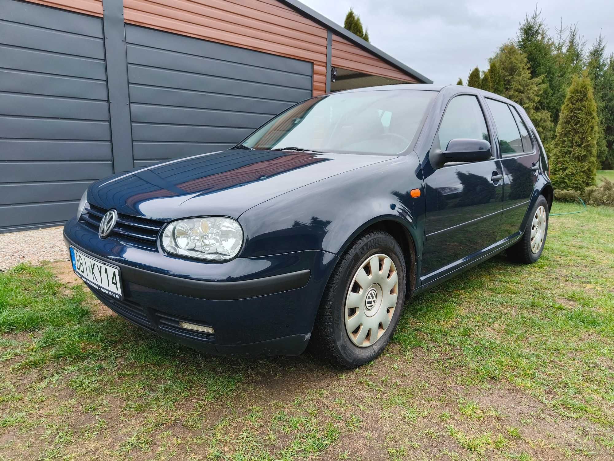 VW Golf IV 1,4\5drzwi\zarejestrowany\stan dobry\bez wkładu