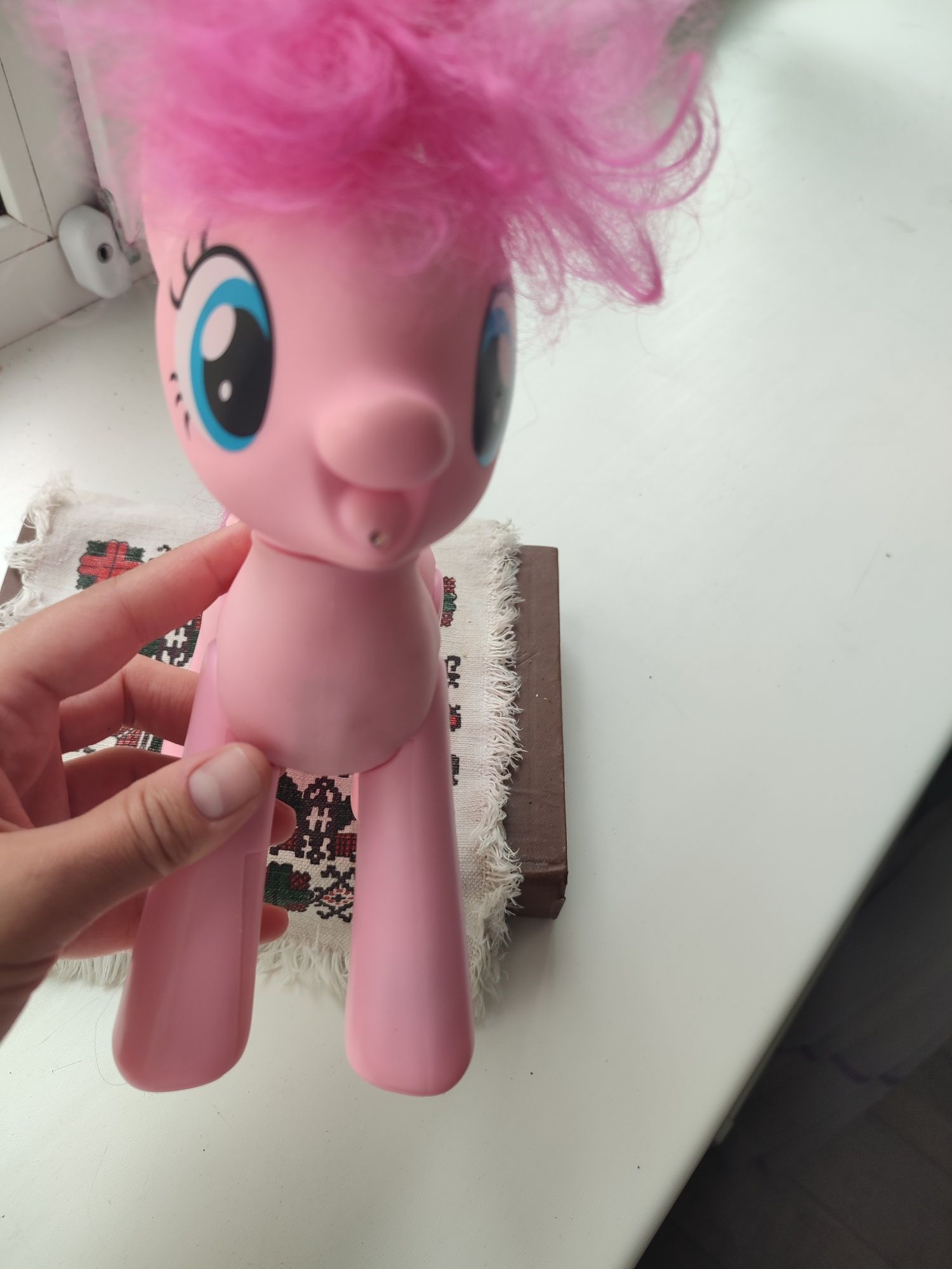 Поні інтерактивна Hasbro MLP Пінкі Пай Хохотушка