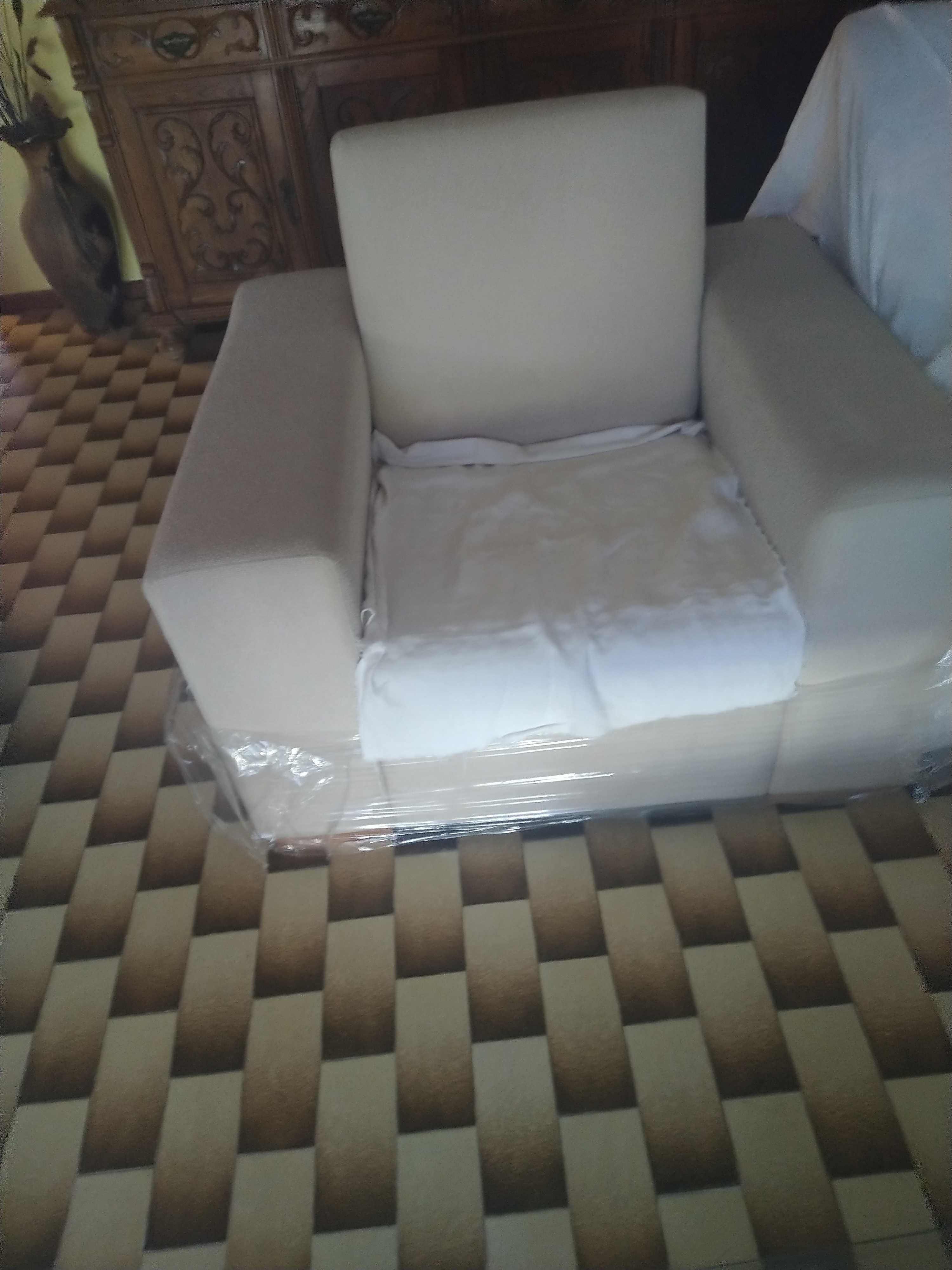 Jogo de sala para desocupar lugar