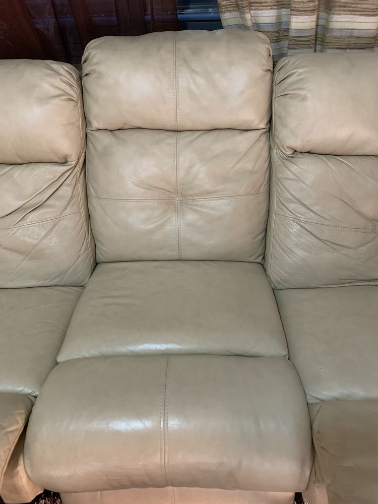 Sofa relex com apoio de pes