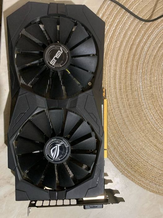 Видео карта рабочая Asus