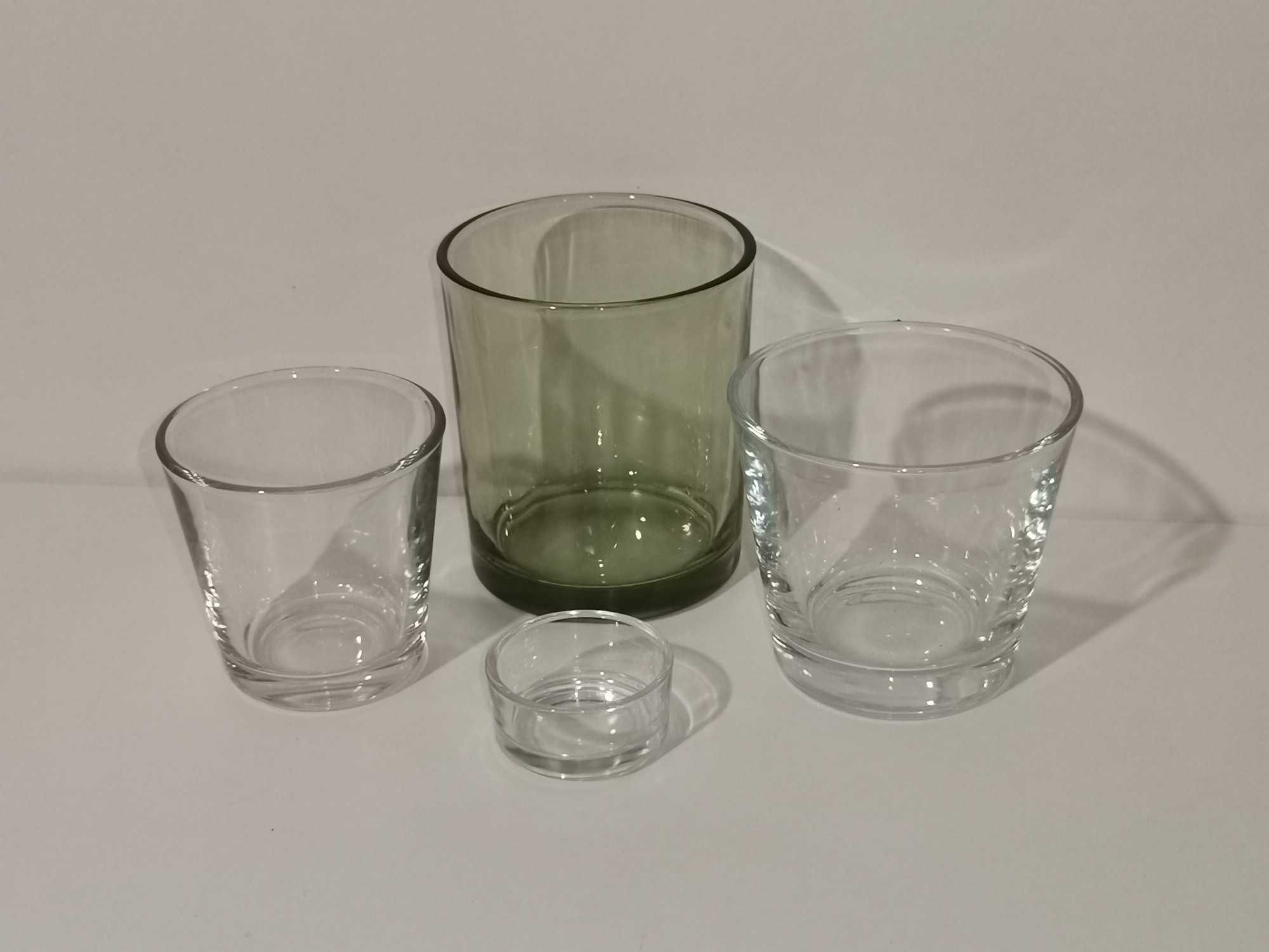 Komplet szklanych świeczników x 4