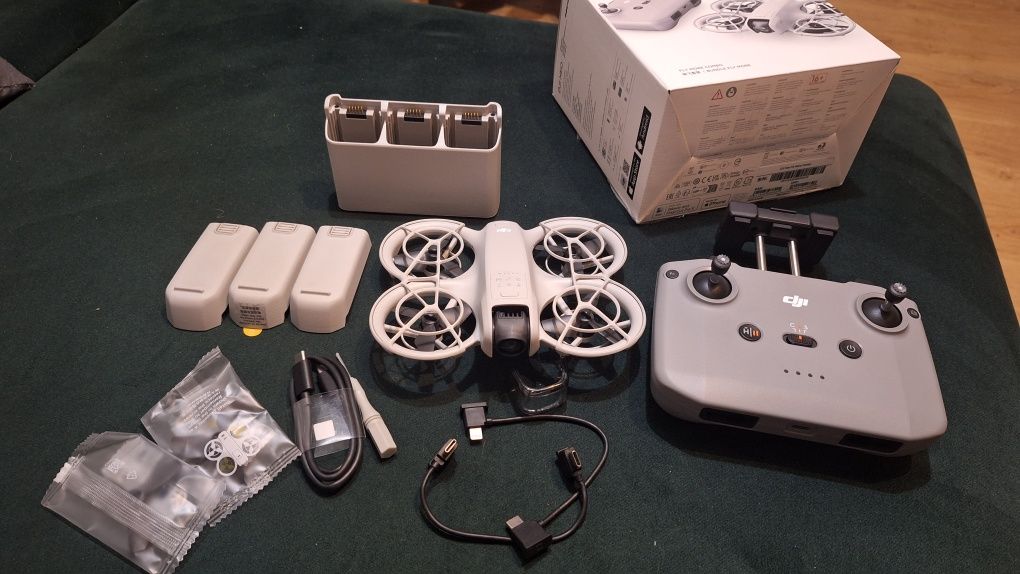 Dron dji neo fly more combo