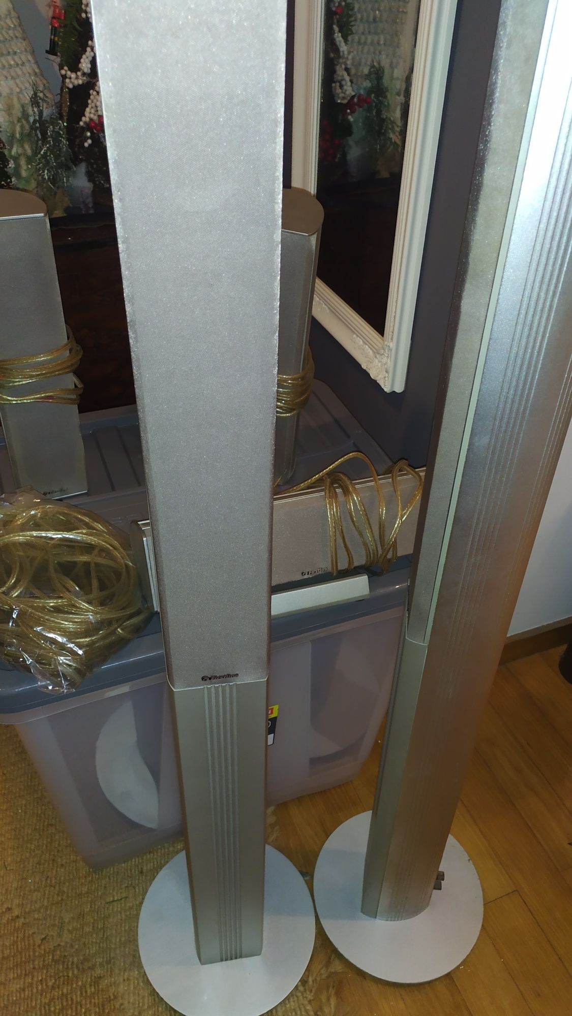 Conjunto de colunas para home cinema
