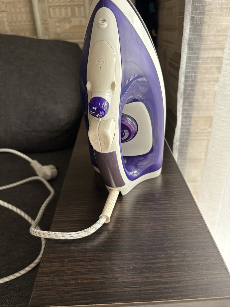 Утюг Tefal в хорошем состоянии
