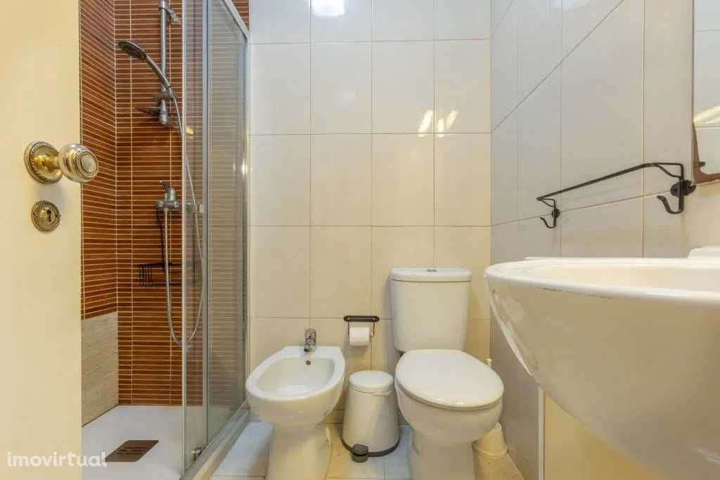 T 4 Duplex Olivais