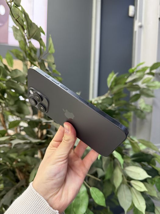 iPhone 15 Pro Max 256GB Black Titanium