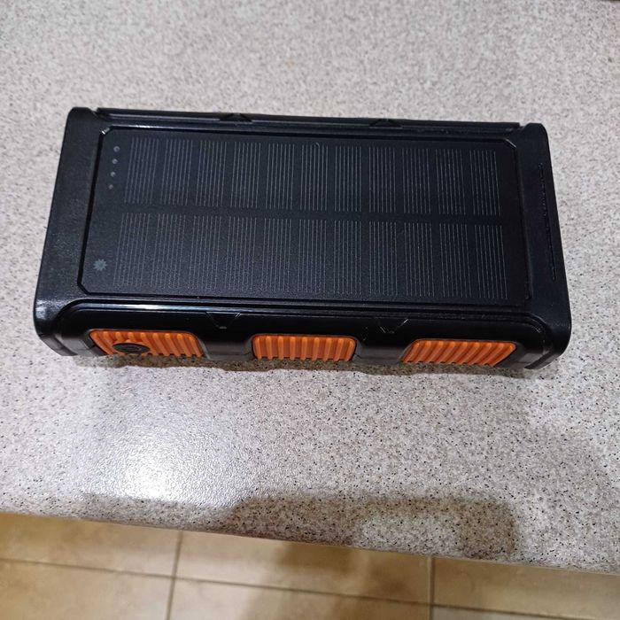 Powerbank ładowarka solarna indukcja 36000 mAh