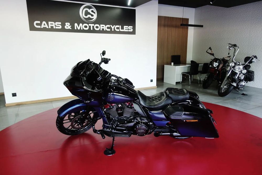 Harley-Davidson Road  Glide CVO 117ci igual a nova