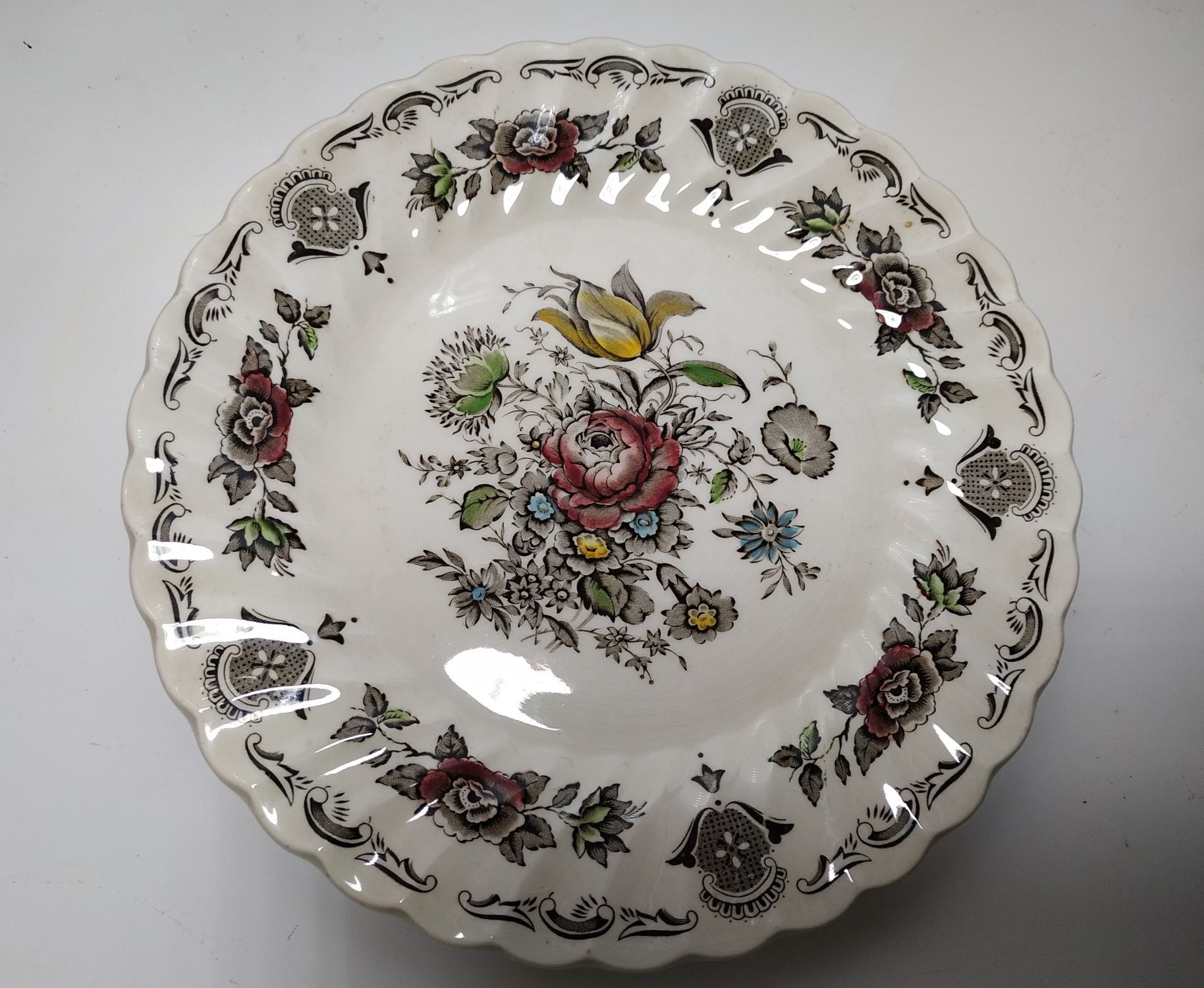 Коллекционная тарелка Myotts Bouquet Staffordshire England