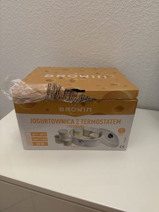 Jogurtownica z termostatem i sloikami