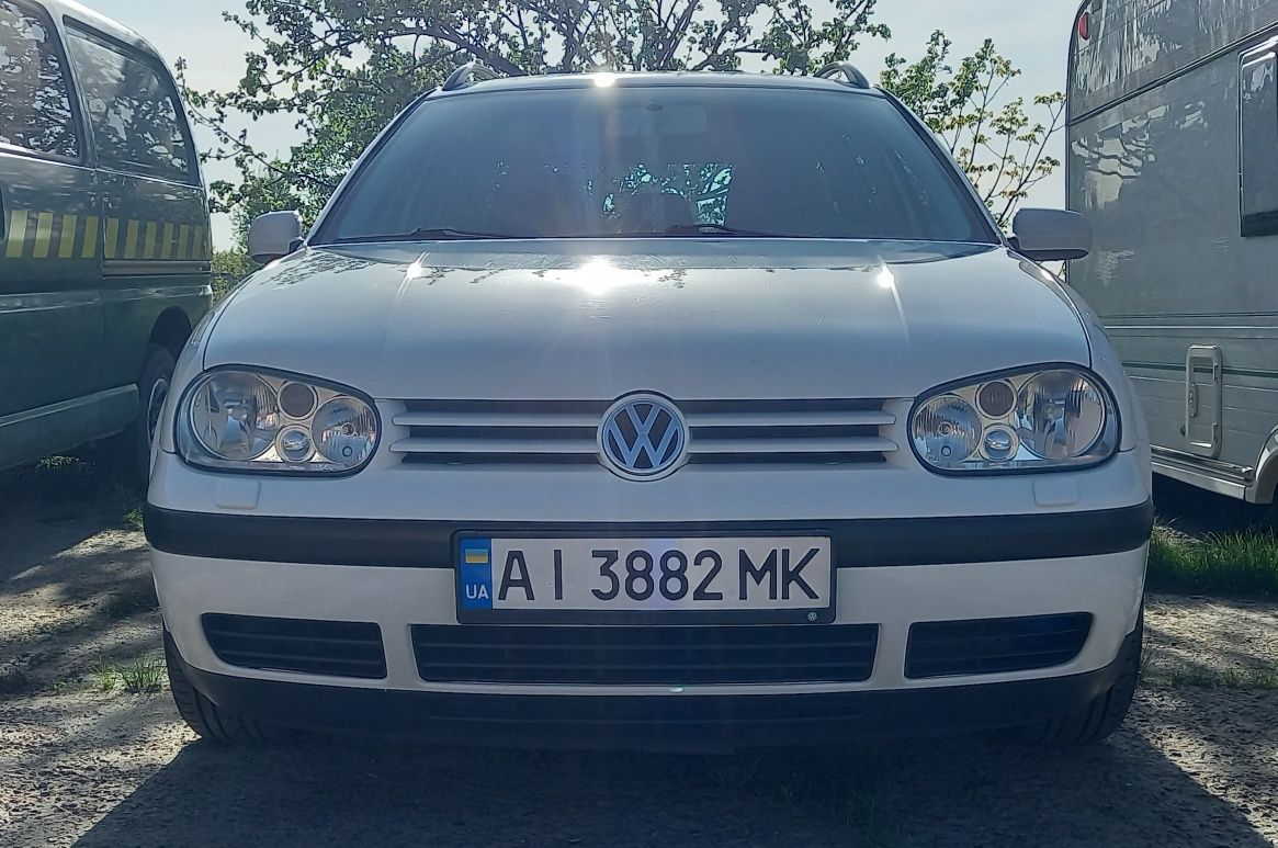 Golf 4 2.0i газ/бензин