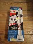 Braun Oral-B Junior uszkodzona + ładowarka