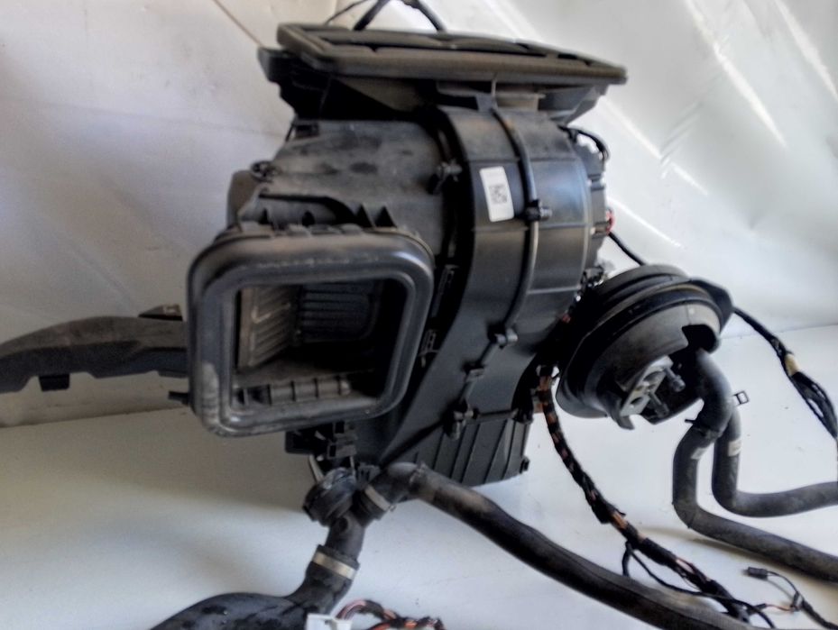 Moduł HVAC / nagrzewnica z wentylatorem BMW F45 F46 – Denso UKL2 IHKS