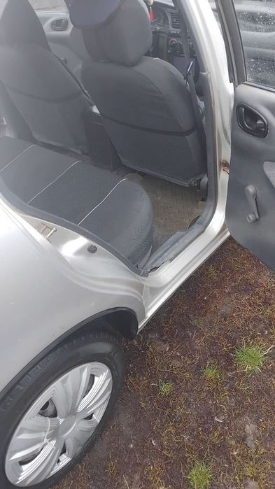Автомобіль Lanos deo