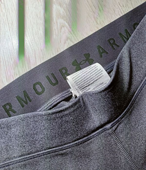 Legginsy damskie sportowe Under Armour. Rozmiar M. Getry treningowe.
S