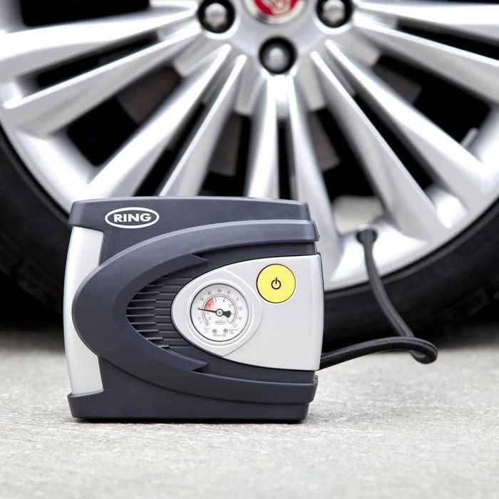 Compressor de ar portátil  carro / bicicleta -12v luz LED