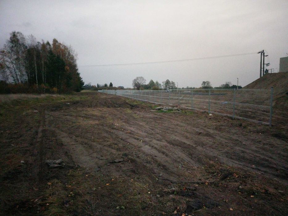 Montaz ogrodzen, ogrodzenia. Automaty