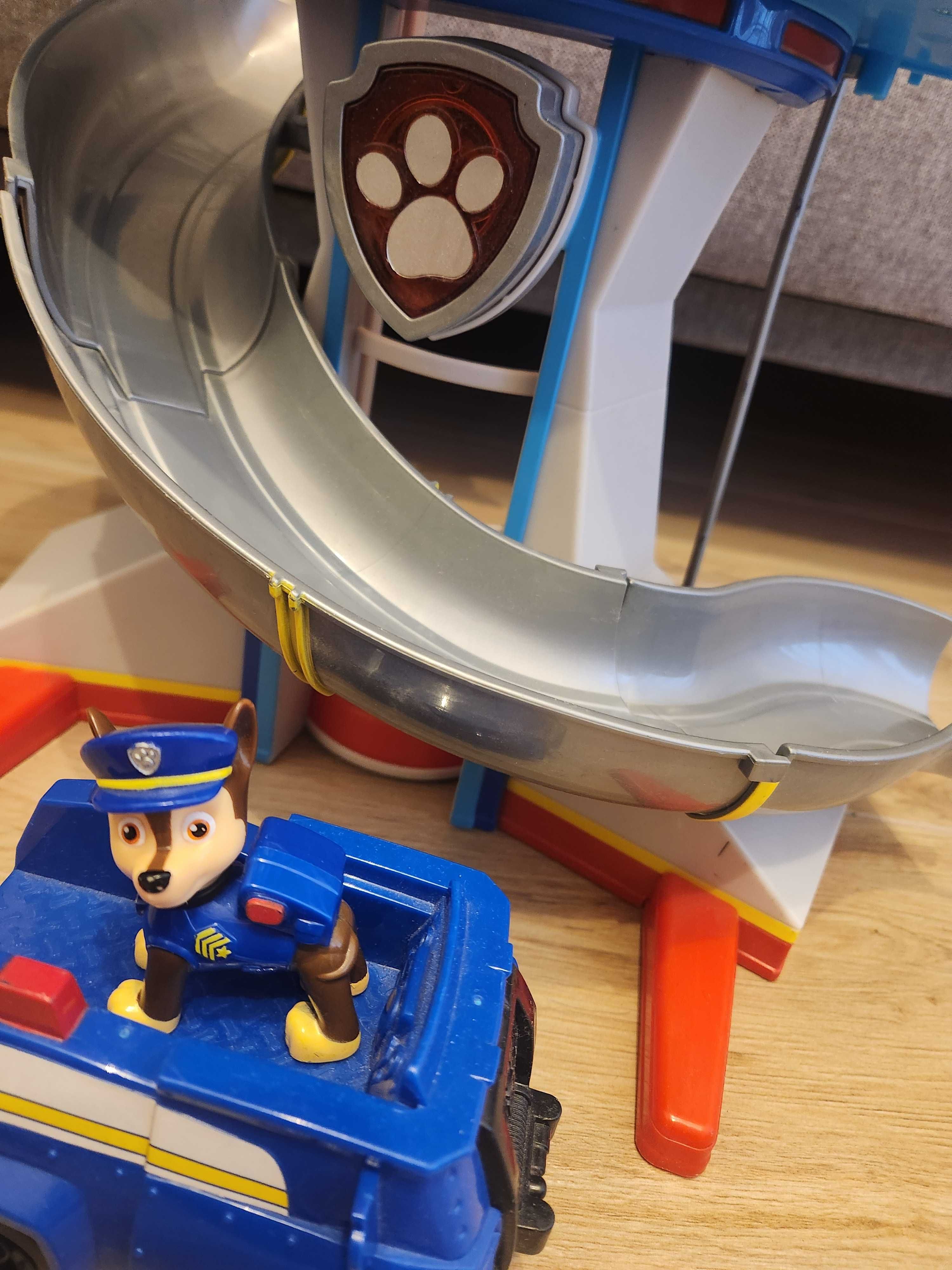 Baza ze zjeżdżalnią paw  patrol psi patrol  chase z autkiem