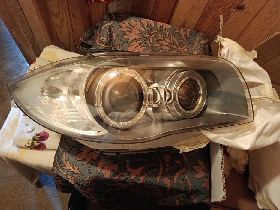 Faróis/ópticas  Bmw serie 1 bixenon