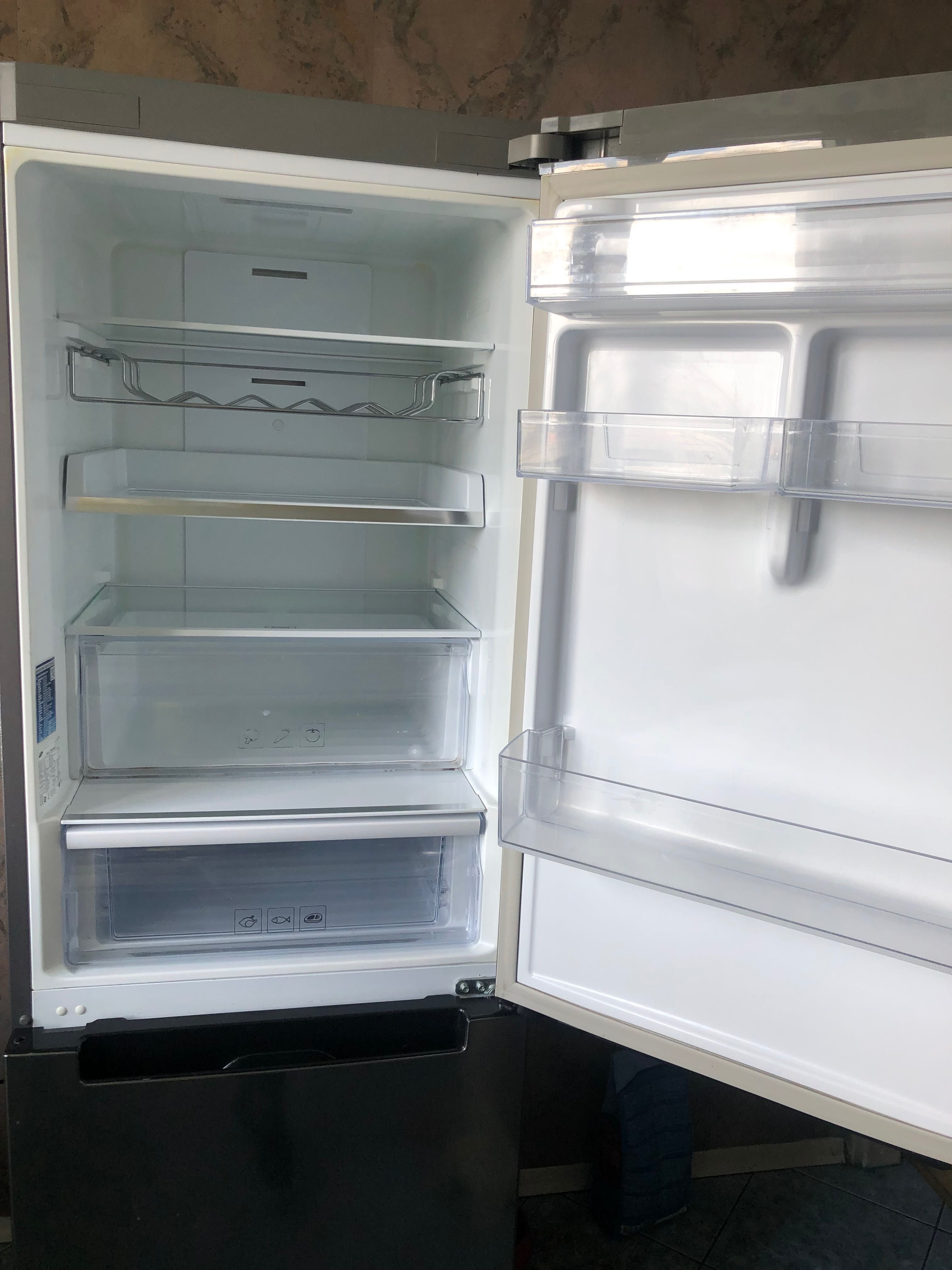 Lodówka Samsung RB29FERNCSS