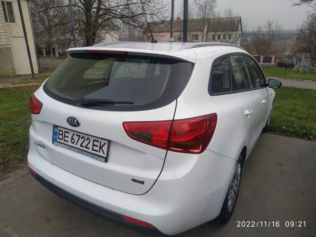 Продам КІА Ceed Sportswagon 1.4 crdi