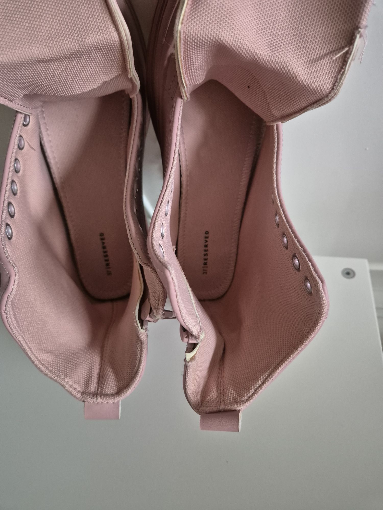 Buty damskie Reserved różowe gumowe r 37