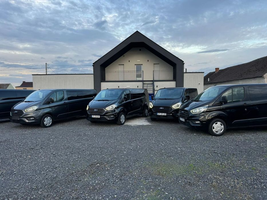 Ford Transit Custom 9 osobowy, Long, 2.0 130KM pierwszy właściciel bezwypadkowy