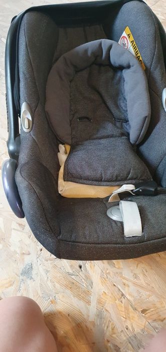 Nosidełko maxi cosi z bazą