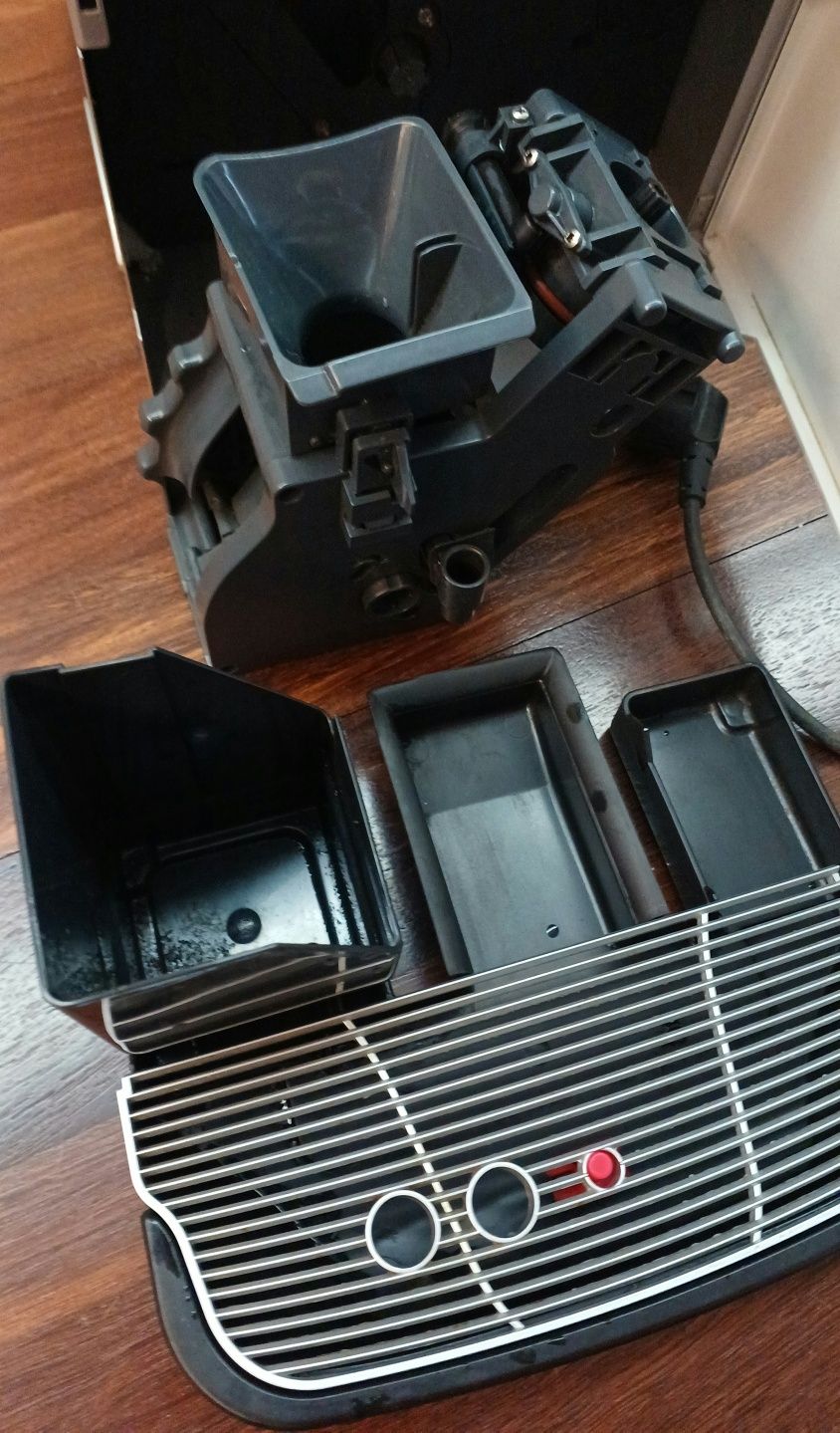 Máquina de café automática SAECO