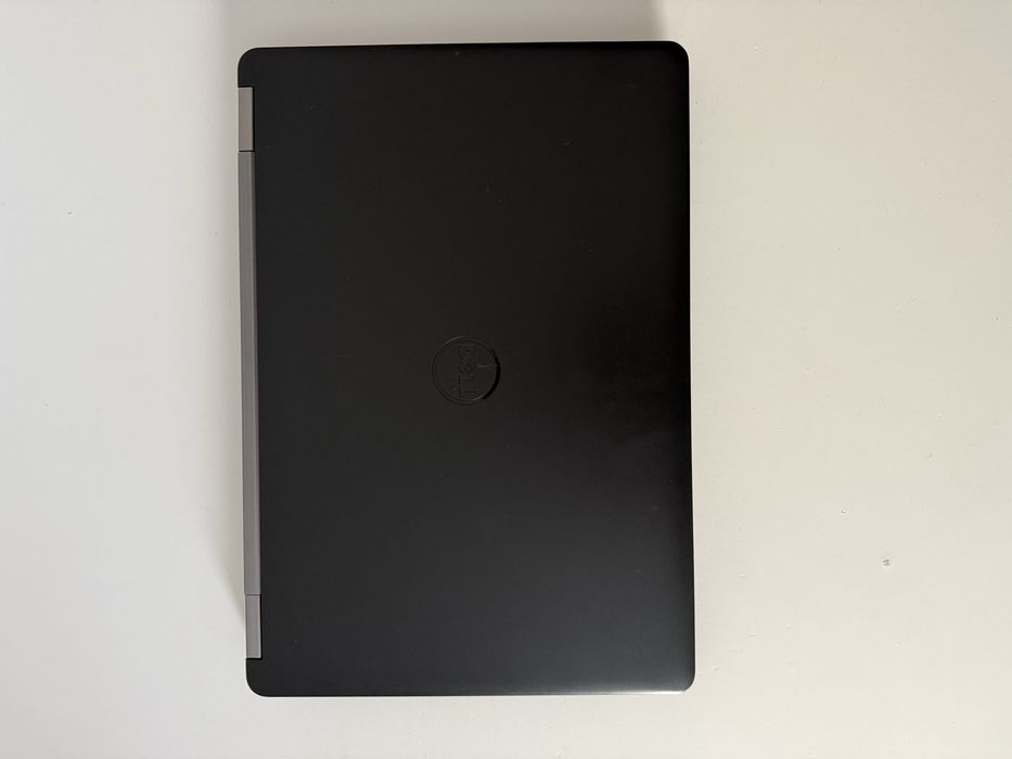 DELL lattitude 5470 i5