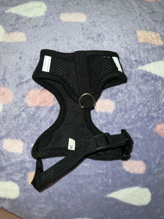 Продам дві шлеї для щеня