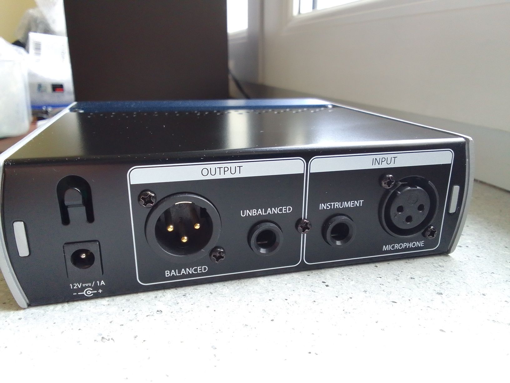 przedwzmacniacz preamp/di-box lampowy presonus tube pre v2